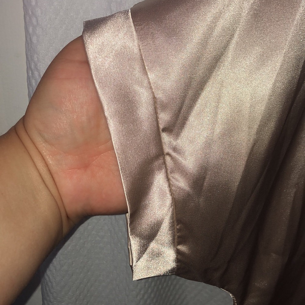 Silk Cream Short Sleeve Top Size 3XL (Runs smaller so fits like an XL/L) - Picture 7 of 8